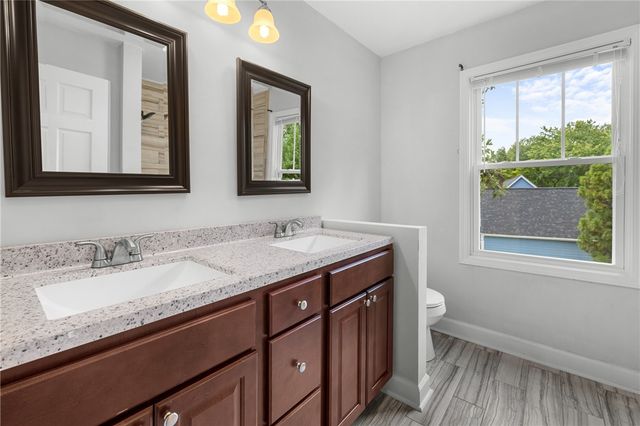 105 Knossus Court, Seneca, SC 29672