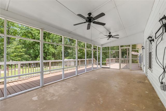 105 Knossus Court, Seneca, SC 29672