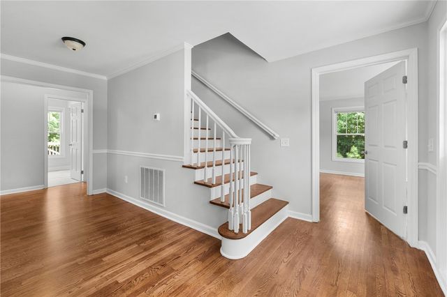 105 Knossus Court, Seneca, SC 29672