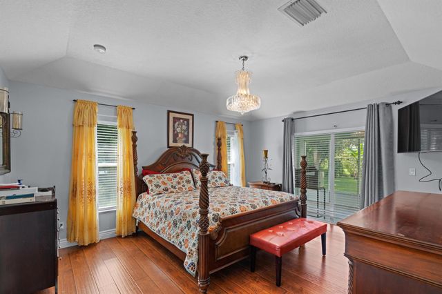 1674 SW Escobar Lane, Port St Lucie, FL 34953