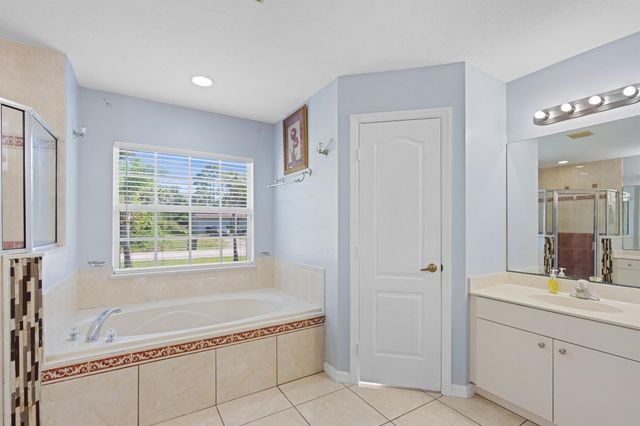 1674 SW Escobar Lane, Port St Lucie, FL 34953
