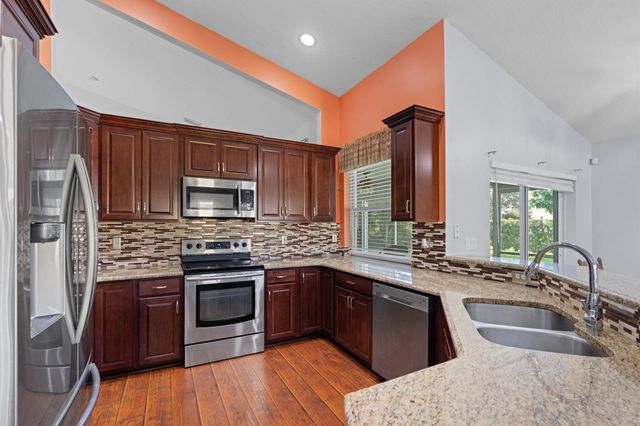 1674 SW Escobar Lane, Port St Lucie, FL 34953