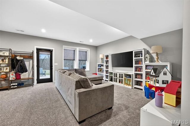 820 Upland Loop, O'fallon, MO 63368