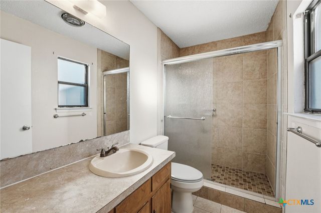 127 Jordan Loop, Nolanville, TX 76559