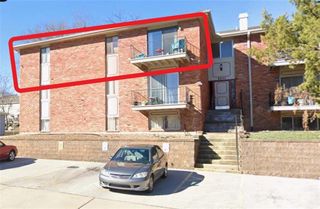 8221 Santa Fe Drive 10, Overland Park, KS 66204