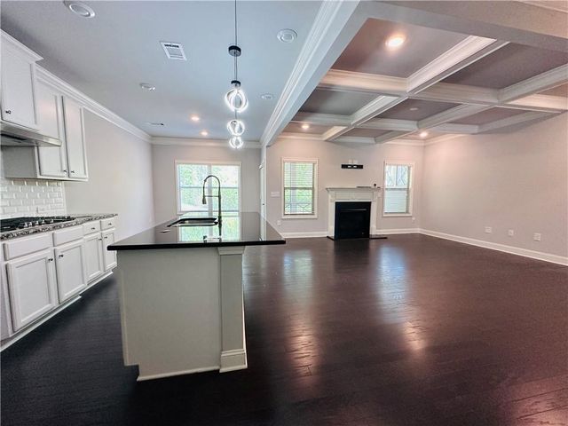 7043 Lancaster Crossing, Flowery Branch, GA 30542