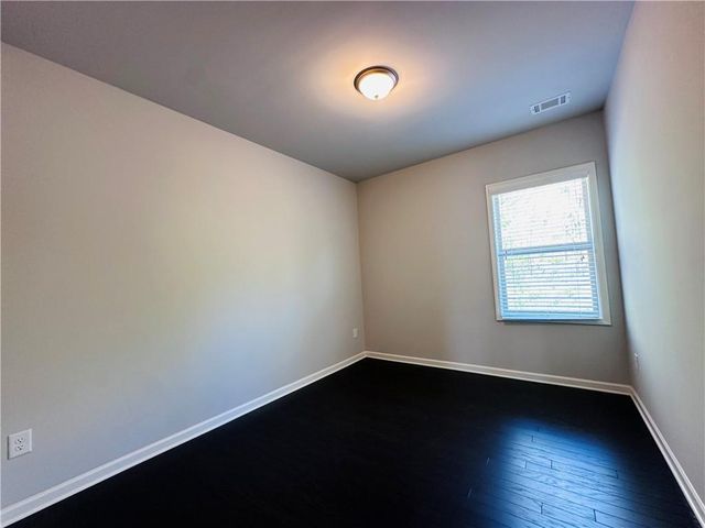 7043 Lancaster Crossing, Flowery Branch, GA 30542