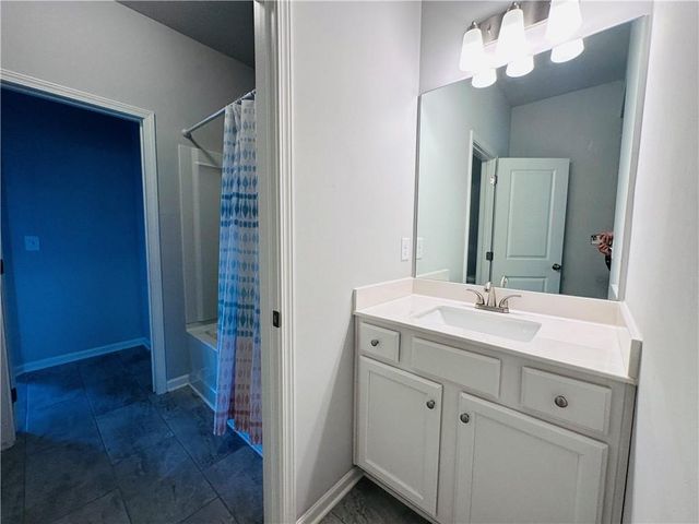 7043 Lancaster Crossing, Flowery Branch, GA 30542