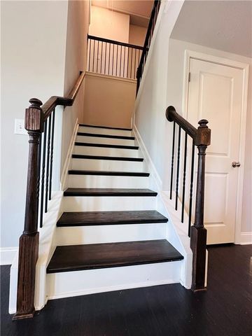 7043 Lancaster Crossing, Flowery Branch, GA 30542