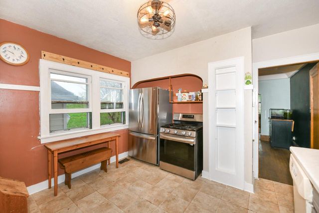 N6612 Juniper ROAD, Elkhorn, WI 53121