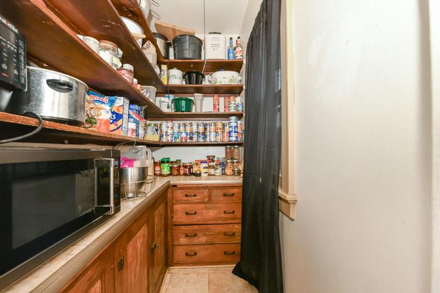 N6612 Juniper ROAD, Elkhorn, WI 53121