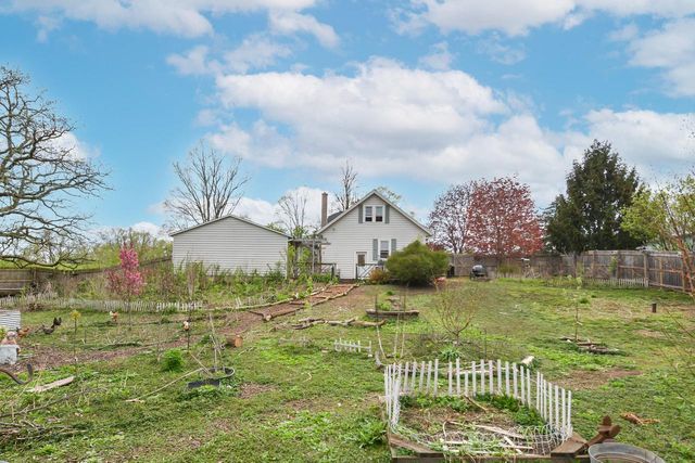 N6612 Juniper ROAD, Elkhorn, WI 53121