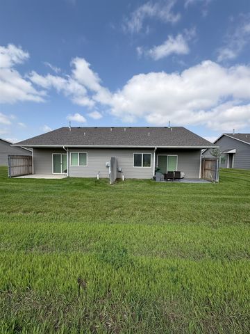 2515-2513 W 55th St N, Wichita, KS 67204