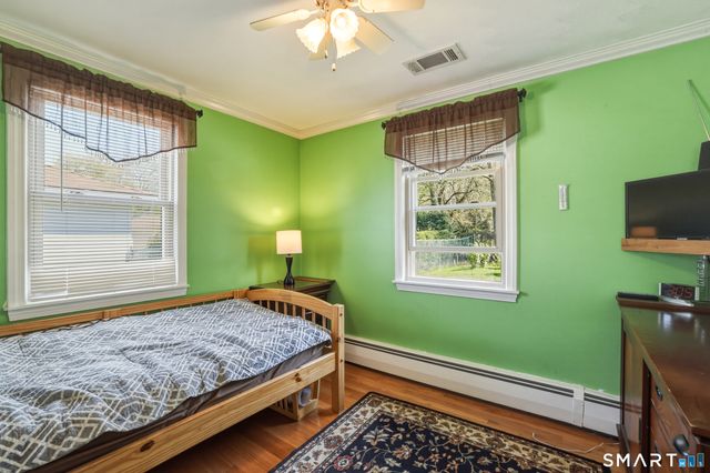 18 Leon Road, Bristol, CT 06010