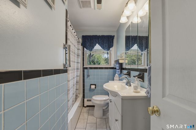 18 Leon Road, Bristol, CT 06010