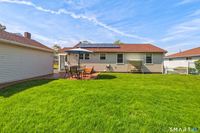 18 Leon Road, Bristol, CT 06010