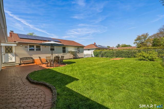 18 Leon Road, Bristol, CT 06010