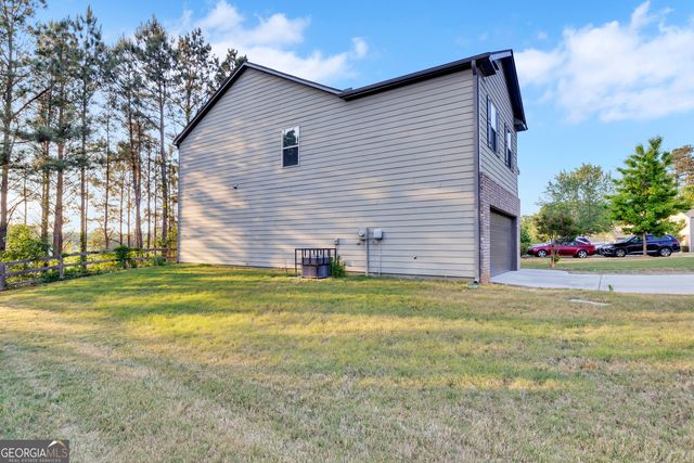 418 Lake Ridge Lane, Fairburn, GA 30213