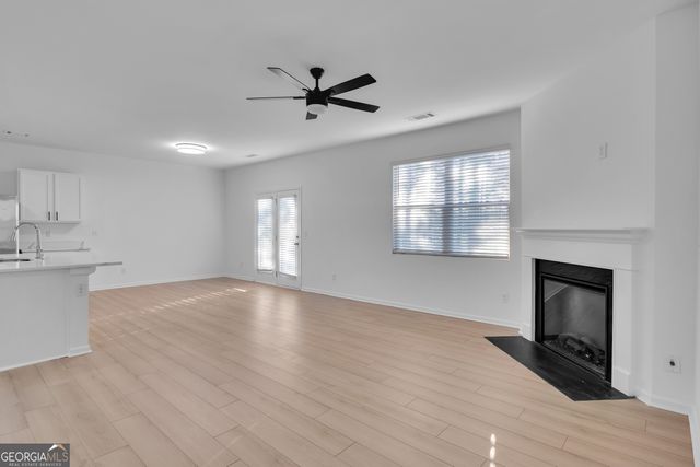 418 Lake Ridge Lane, Fairburn, GA 30213