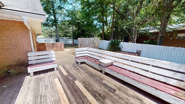 101 Boxwood Court, Dothan, AL 36301