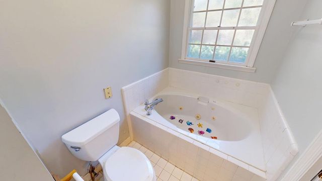 101 Boxwood Court, Dothan, AL 36301