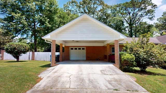 101 Boxwood Court, Dothan, AL 36301