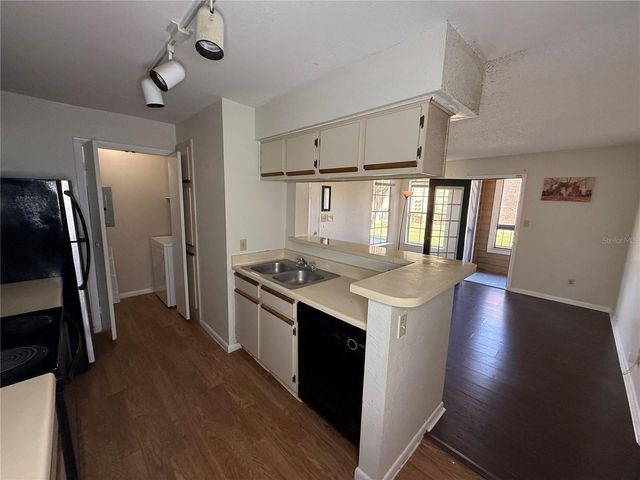 5500 DEVONBRIAR WAY 104, Orlando, FL 32822