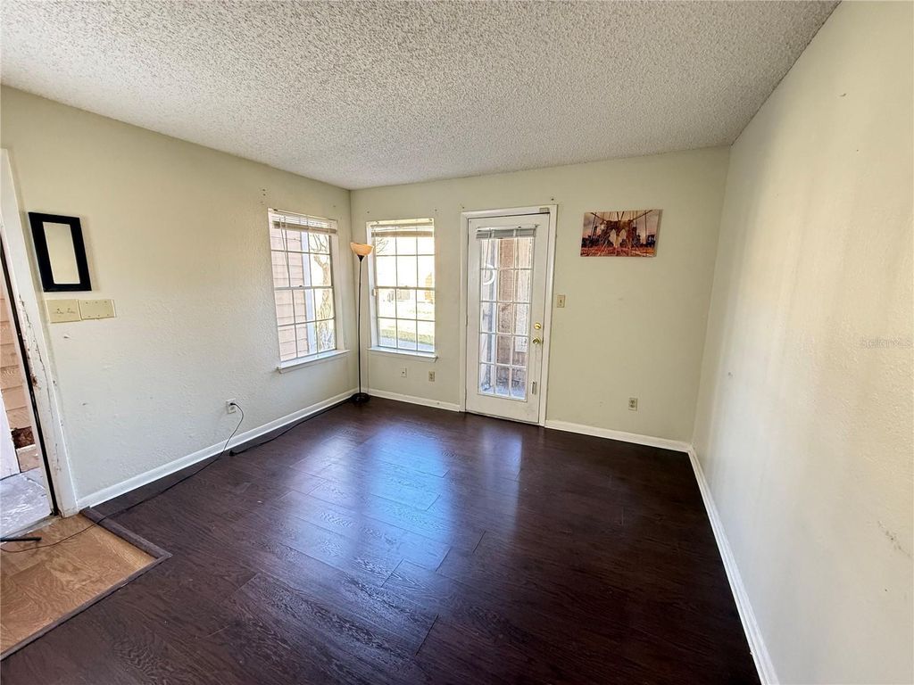 Image 2 of property listing at 5500 DEVONBRIAR WAY 104, Orlando, FL 32822