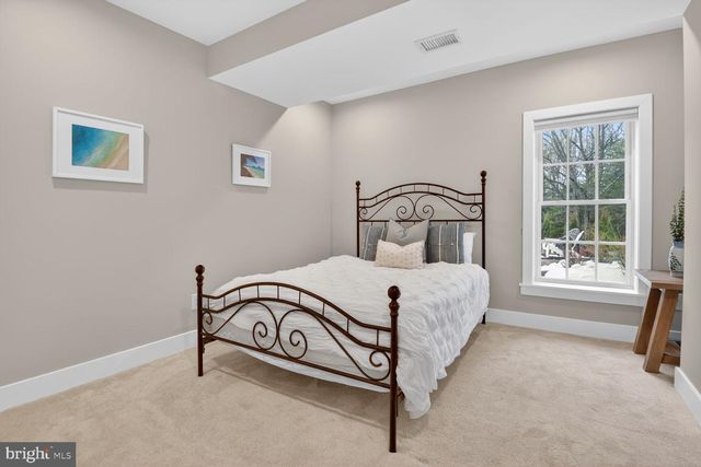 12819 TALLEY LN, Gaithersburg, MD 20878