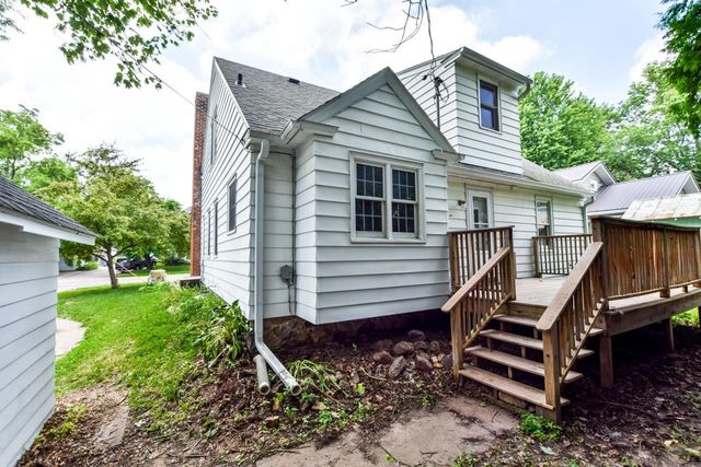 1016 East Street, Baraboo, WI 53913