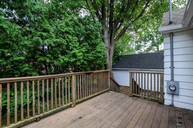1016 East Street, Baraboo, WI 53913