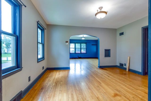 1016 East Street, Baraboo, WI 53913