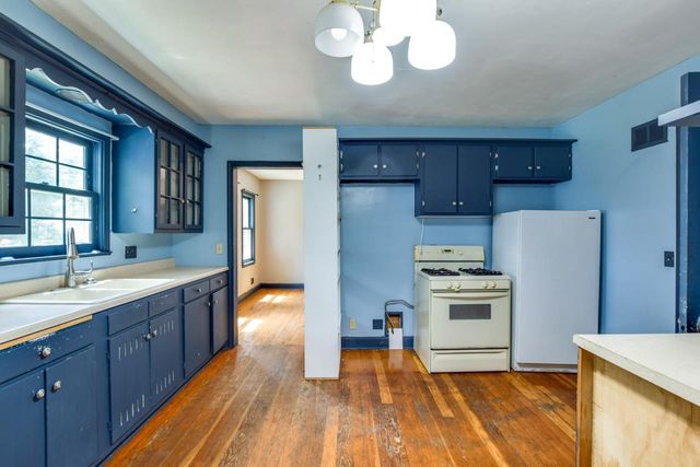 1016 East Street, Baraboo, WI 53913