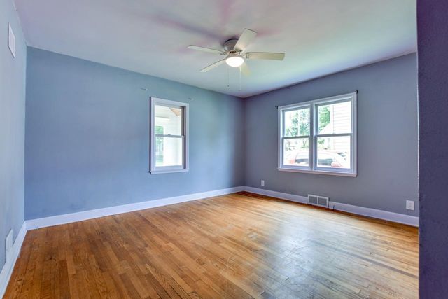 1016 East Street, Baraboo, WI 53913