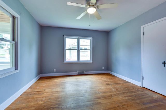 1016 East Street, Baraboo, WI 53913