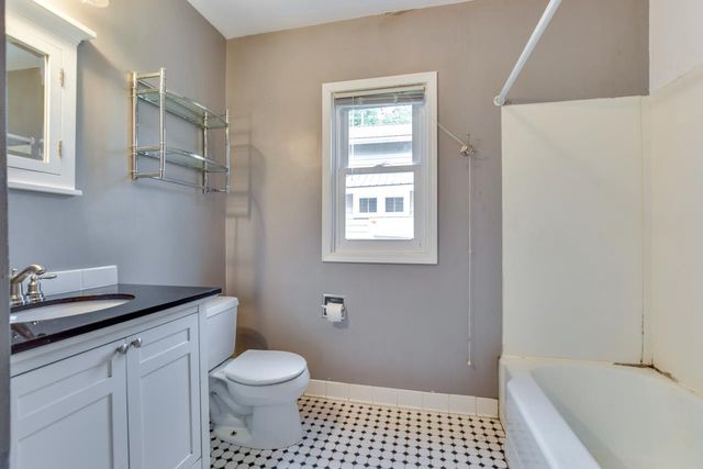 1016 East Street, Baraboo, WI 53913