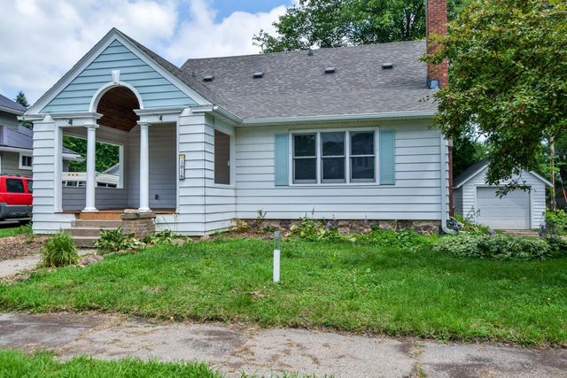 1016 East Street, Baraboo, WI 53913