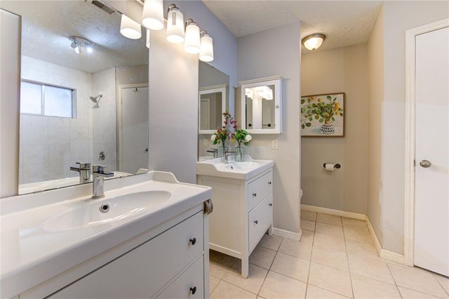 21402 Highland Knolls Drive, Katy, TX 77450