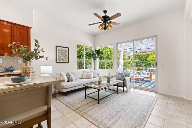 656 Camino De La Luz, Newbury Park, CA 91320