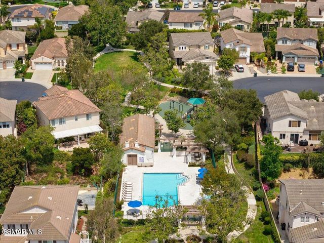 656 Camino De La Luz, Newbury Park, CA 91320