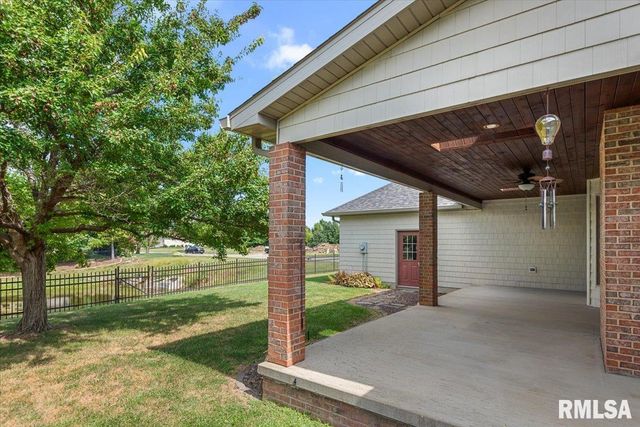 3501 Glengate Drive, Springfield, IL 62711