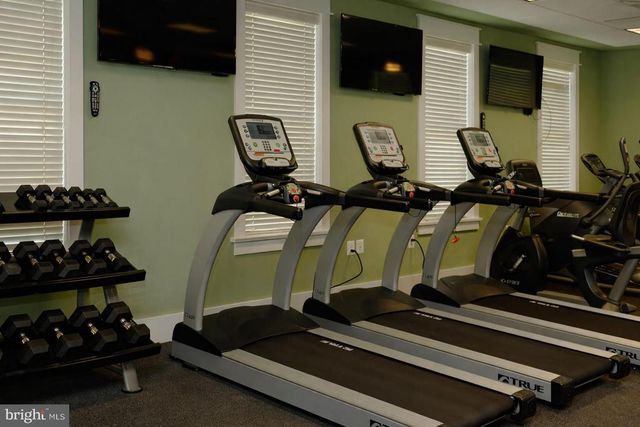 7911 BURBANK AVE, Fredericksburg, VA 22407