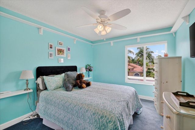 11642 NW 13th Manor, Coral Springs, FL 33071