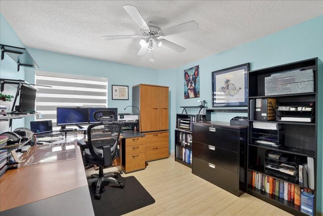 11642 NW 13th Manor, Coral Springs, FL 33071