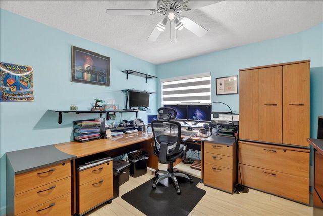 11642 NW 13th Manor, Coral Springs, FL 33071