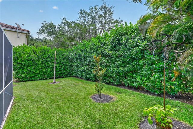 11642 NW 13th Manor, Coral Springs, FL 33071