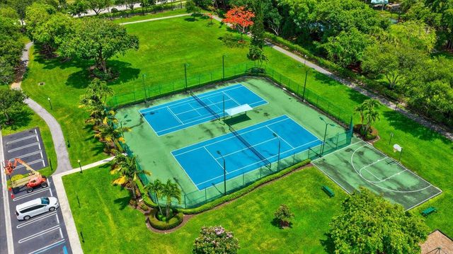 11642 NW 13th Manor, Coral Springs, FL 33071