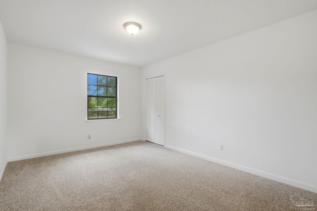 4873 Royal Pines Dr, Pace, FL 32571
