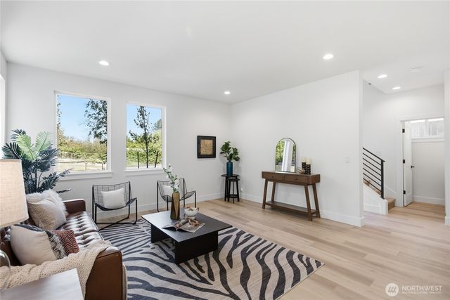 9323 Marcus Avenue S, Seattle, WA 98118