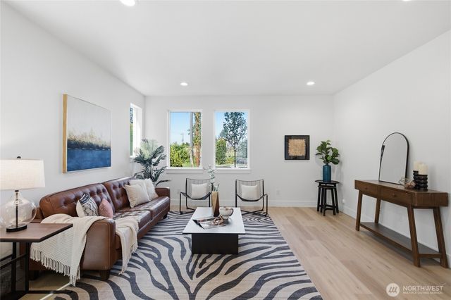 9323 Marcus Avenue S, Seattle, WA 98118